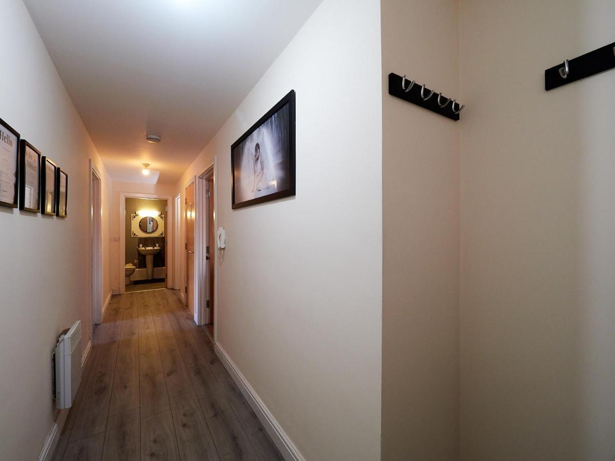 Beauchamp Suite: Central Coventry Accommodation for All Exterior photo
