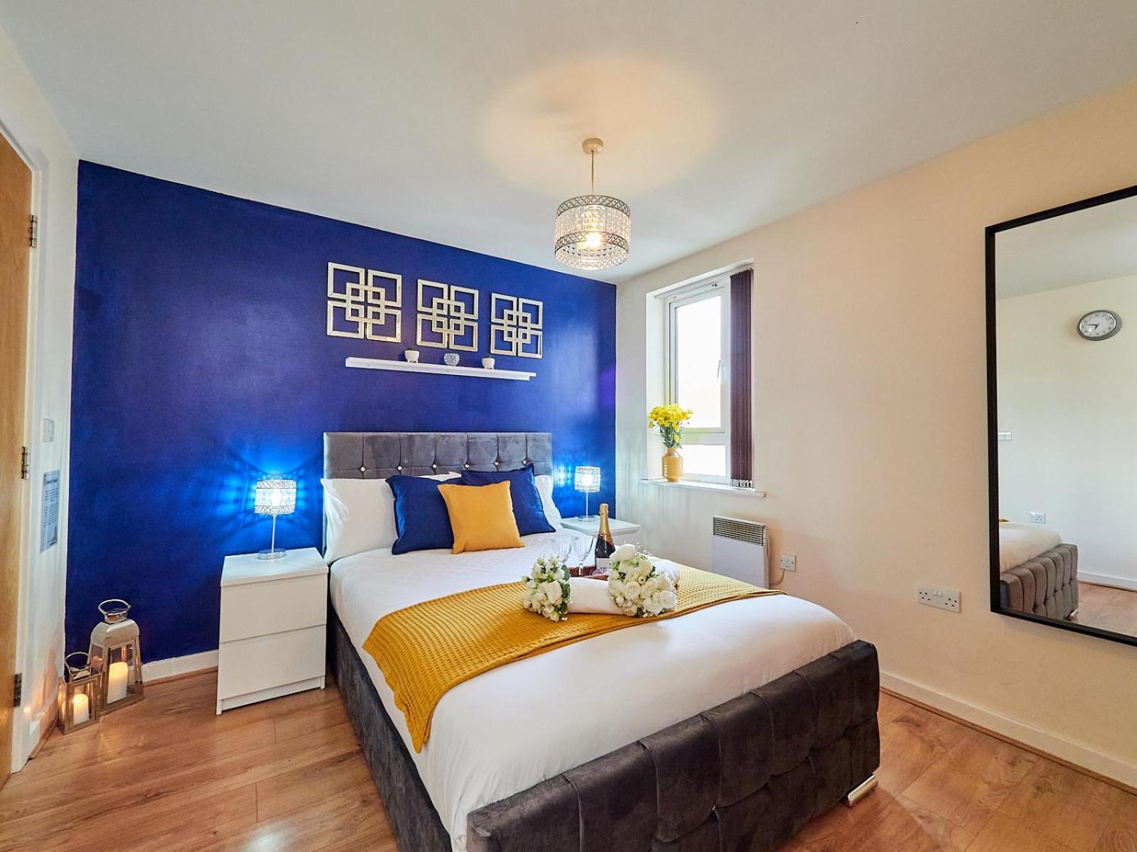 Beauchamp Suite: Central Coventry Accommodation for All Exterior photo