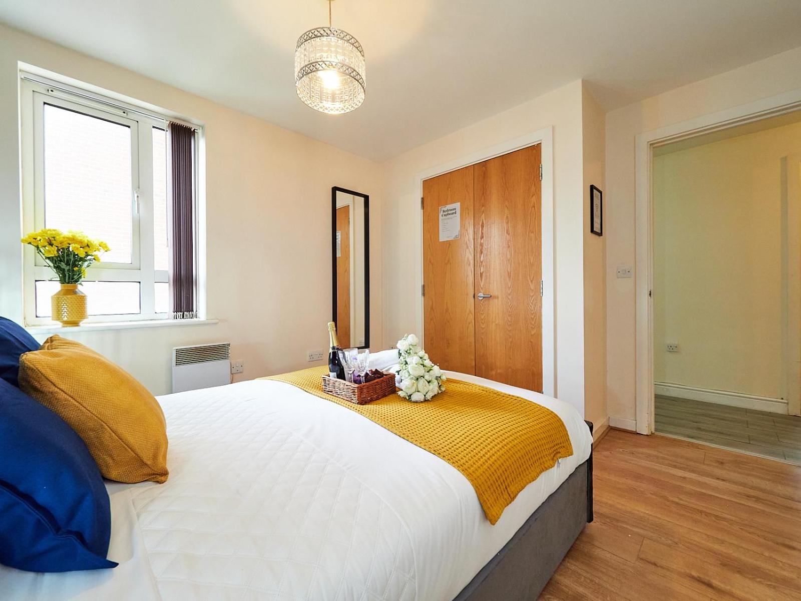 Beauchamp Suite: Central Coventry Accommodation for All Exterior photo